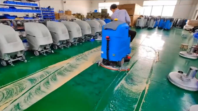 丽水2023年还在用人工的物业保洁不妨试试洗地机吧